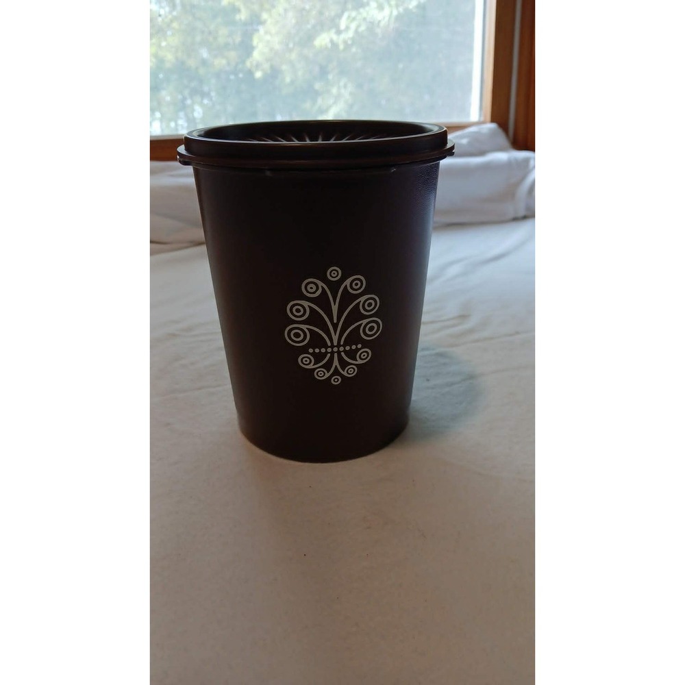 Vintage 1970s Tupperware Servalier Canister Harvest Brown Sunburst Lid 811-4